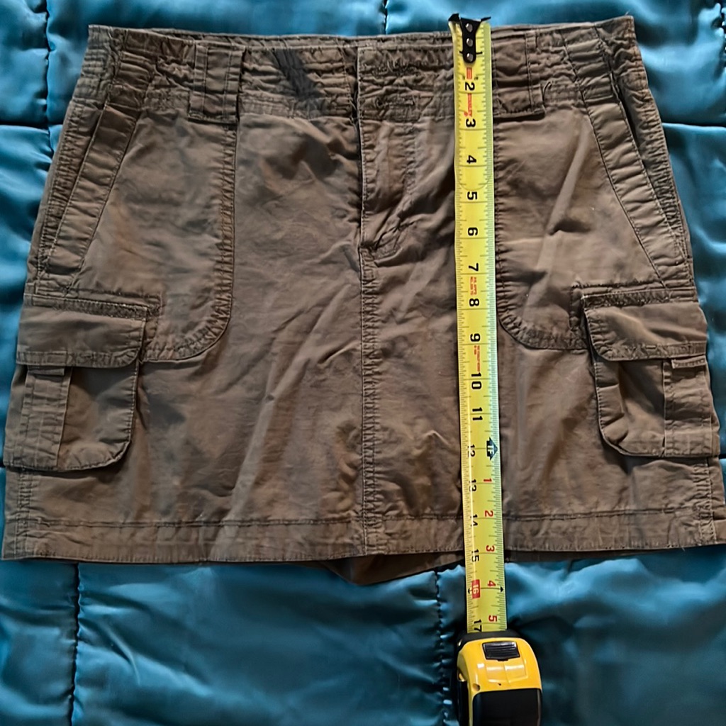 Skort!